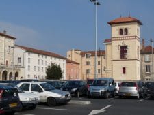 Villefranche-parking_des_Ursulines